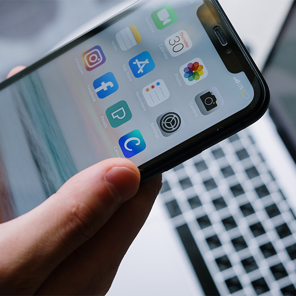 advertise business using facebook and instagram